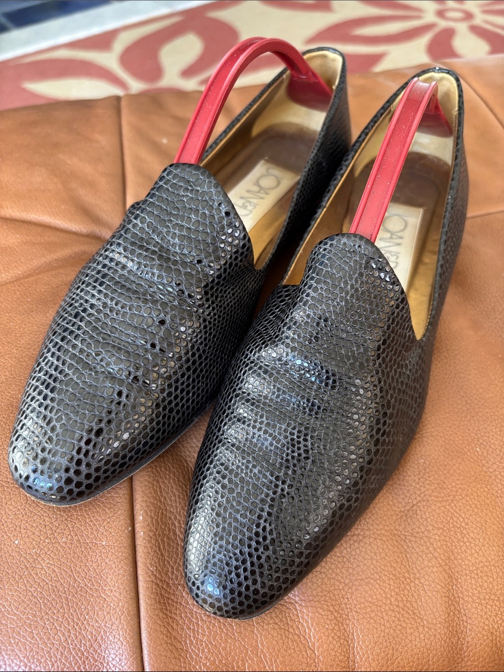 Black lizard 8 1/2 Textured Leather Women’s Loafers